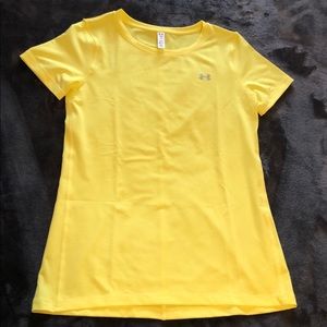Under Armour T-shirt